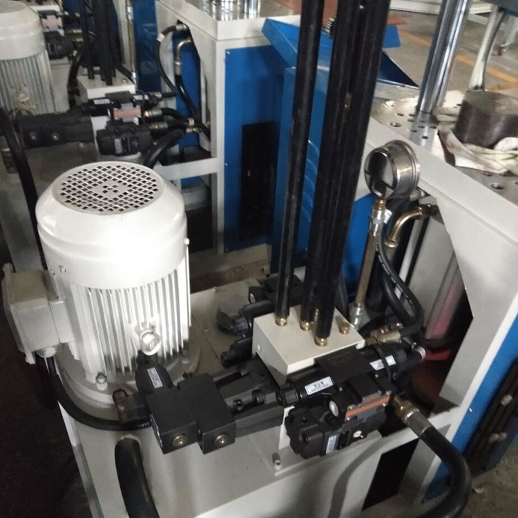 立式成型機 立式成型機