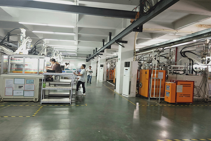 自動化立式注塑機 自動化立式注塑機