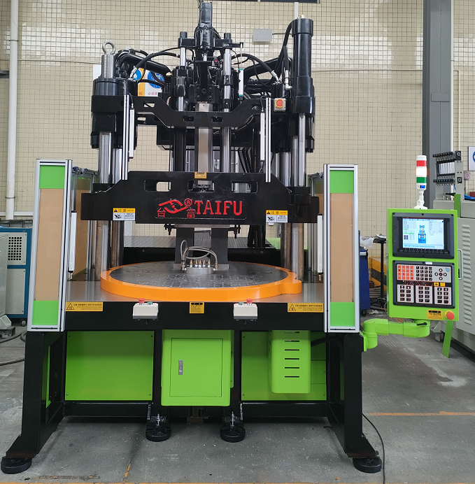 超低工作臺立式轉(zhuǎn)盤注塑機(jī) 超低工作臺立式轉(zhuǎn)盤注塑機(jī)